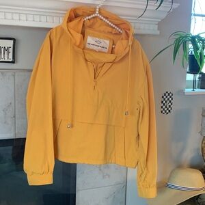 The Portland Plaid Co yellow half-zip hooded anorak jacket. Size L EUC